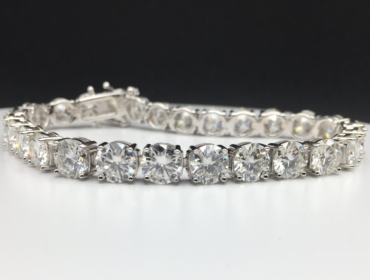 6.5mm Moissanite Tennis Bracelet