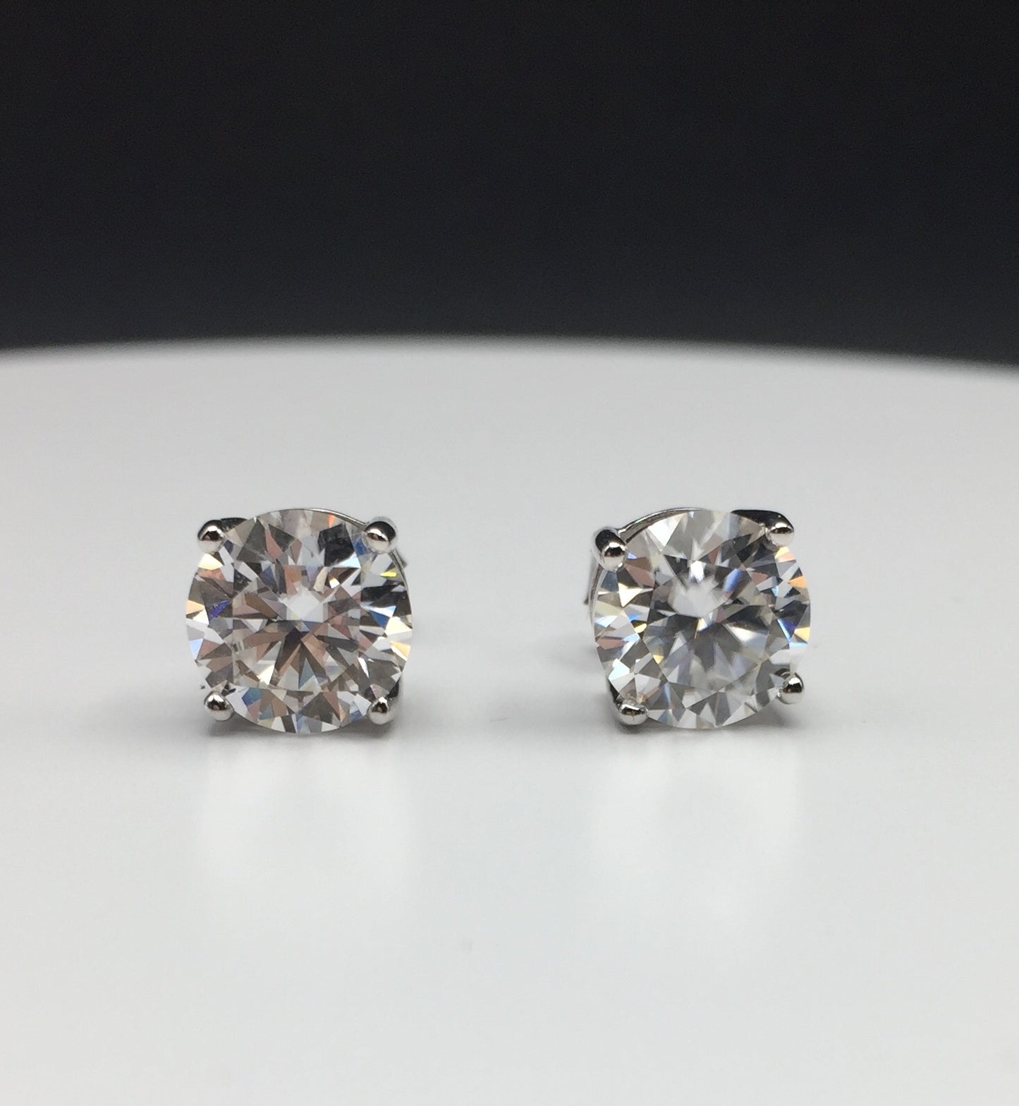 2 Carat Moissanite Stud Earrings (Pushback, 4 prong)