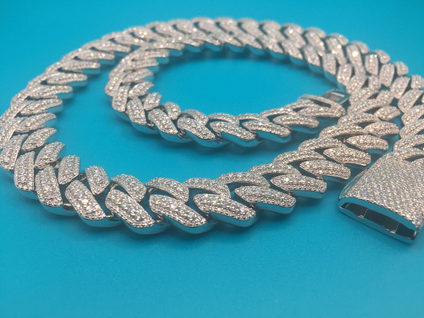 15mm Moissanite 3D Prong Cuban Chain