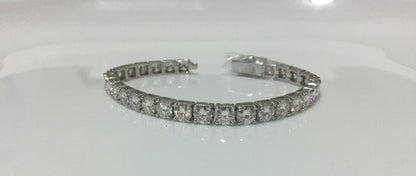 5mm Moissanite Tennis Bracelet *Click-Lock*