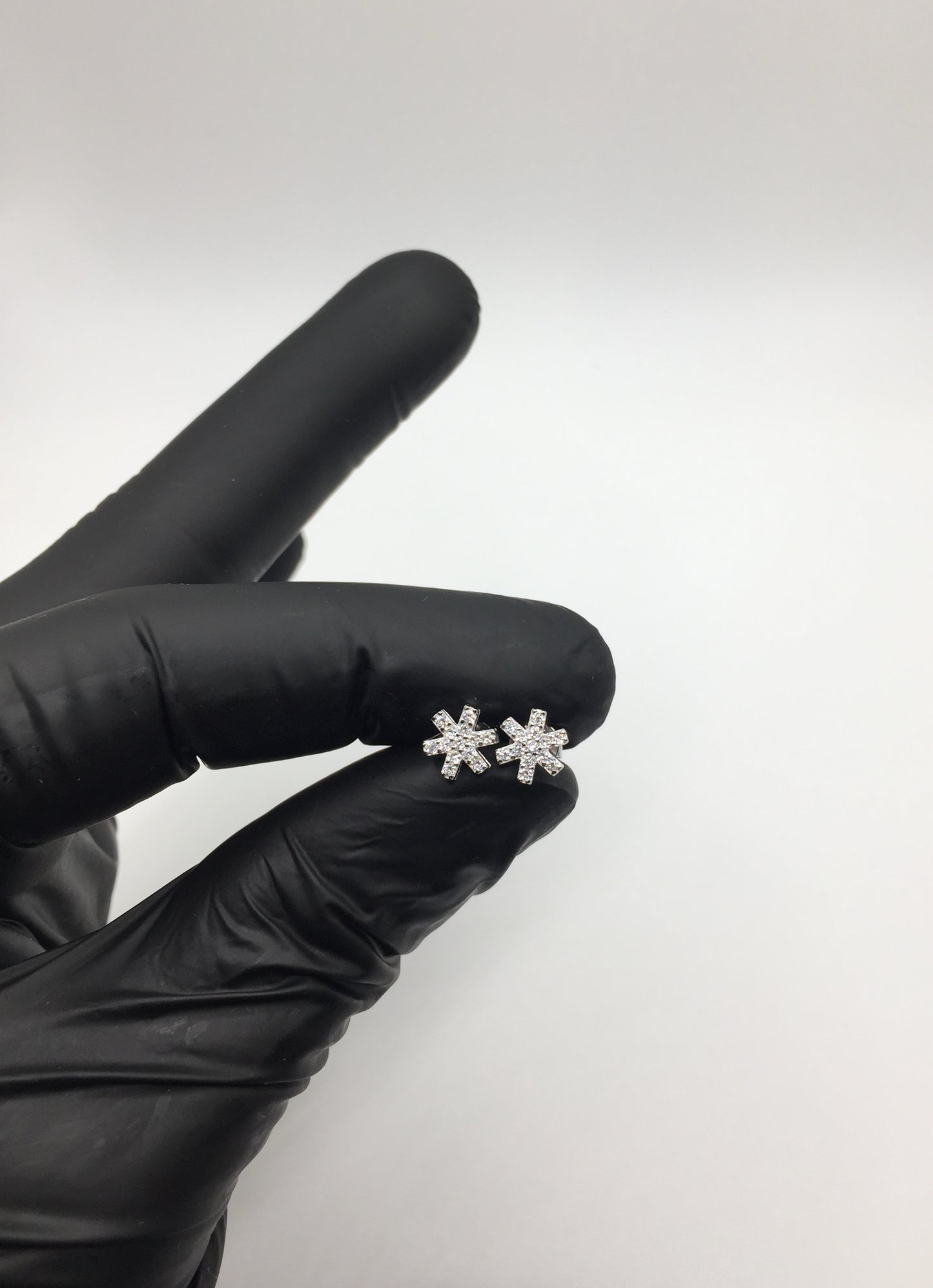 “Icy Snow” Snowflake Moissanite Stud Earrings