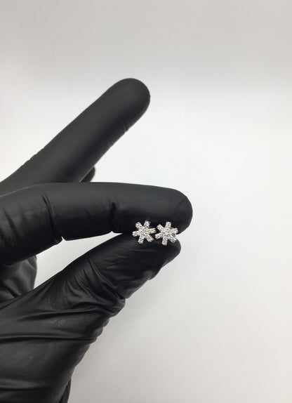 “Icy Snow” Snowflake Moissanite Stud Earrings