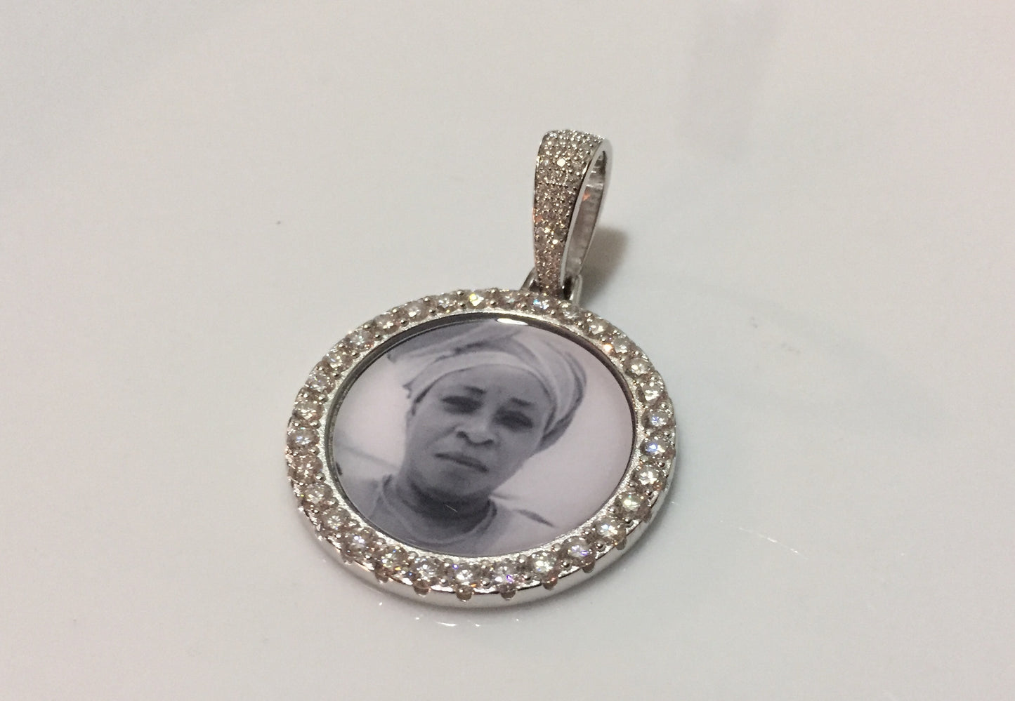 Moissanite Photo Pendant (Medium)