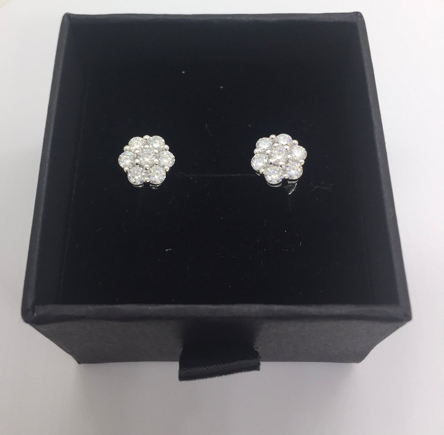 8mm Flower Cluster Moissanite Stud Earrings