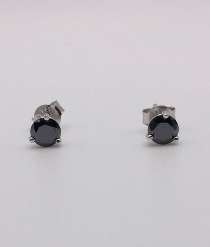 5mm Black Moissanite Stud Earrings (0.5ct)