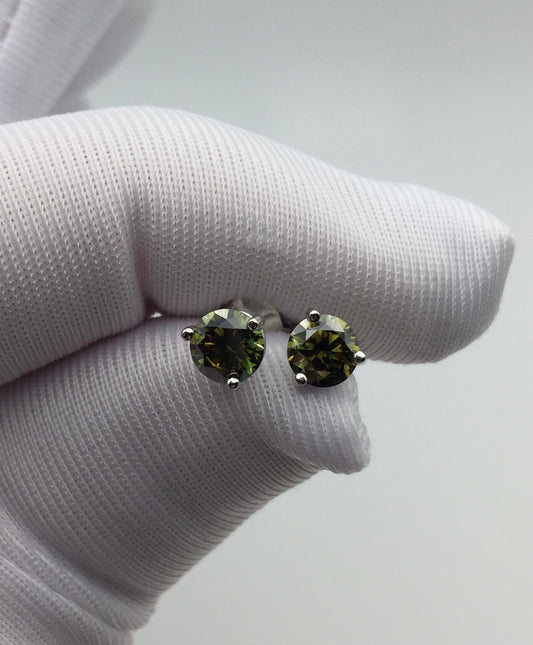 5mm Camoflauge Green Moissanite Stud Earrings (0.5ct)