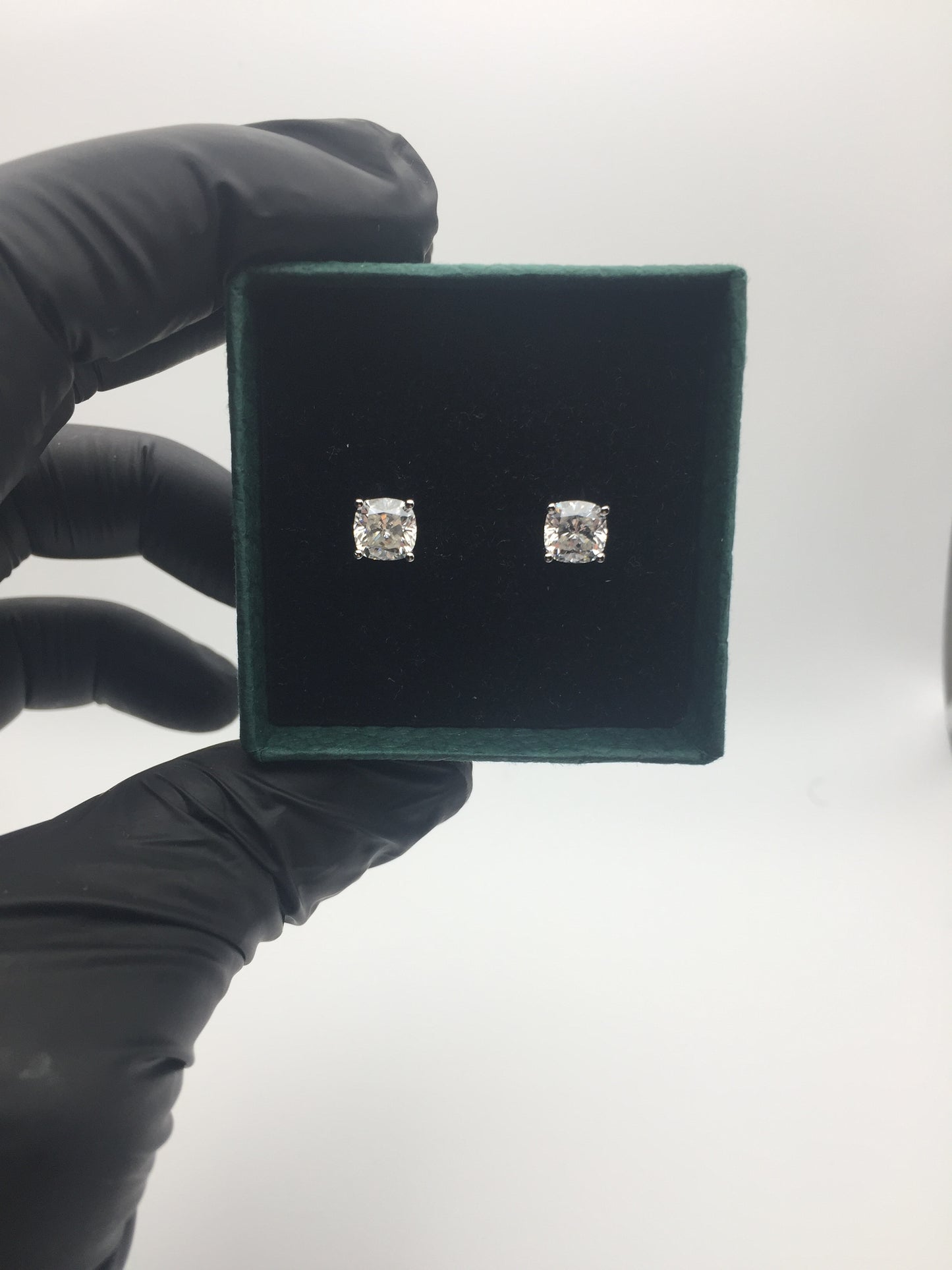 Cushion Cut Moissanite Stud Earrings (1 Carat)