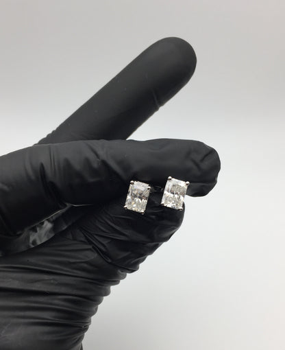 Radiant Cut Moissanite Stud Earrings (1 Carat)
