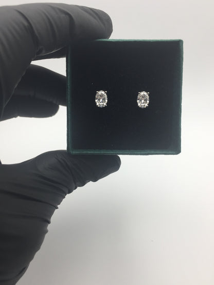 Oval Cut Moissanite Stud Earrings (1 Carat)