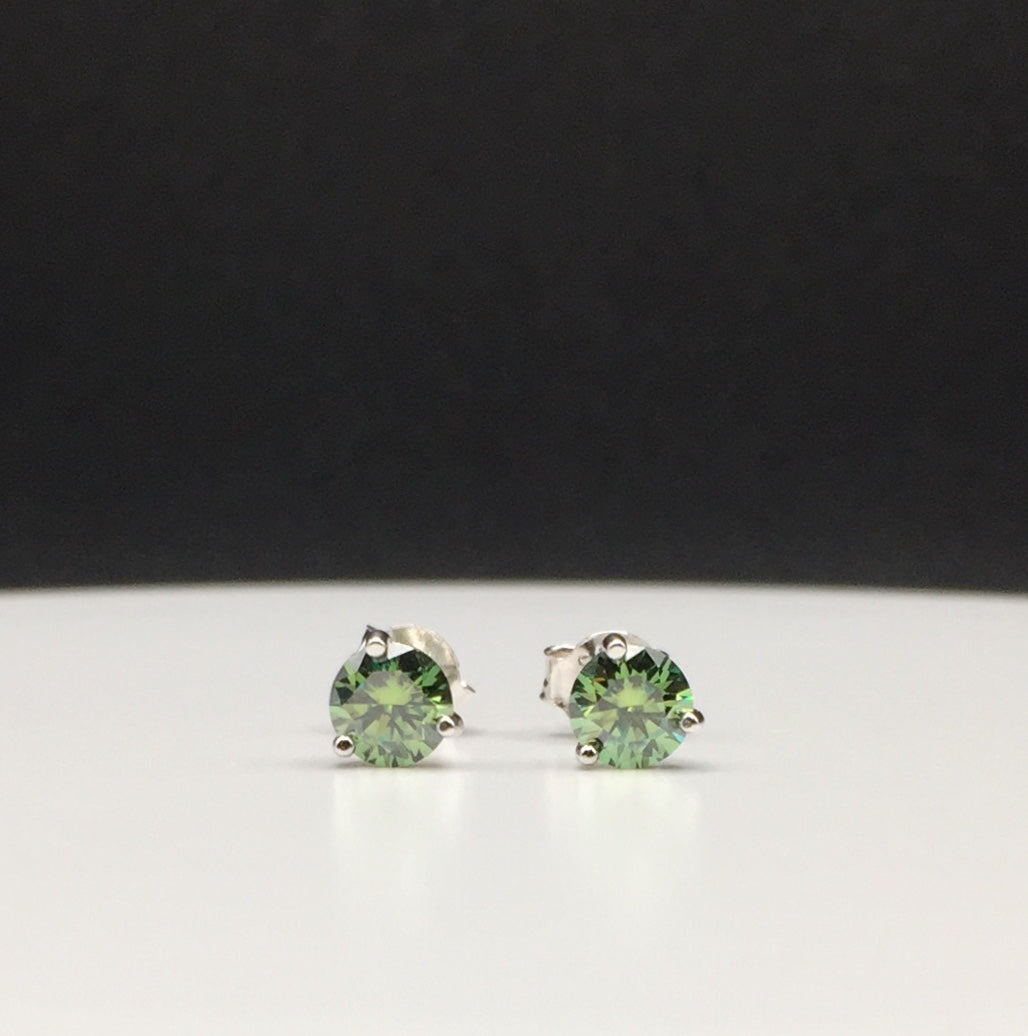 5mm Bluish-Green Moissanite Stud Earrings (0.5ct)