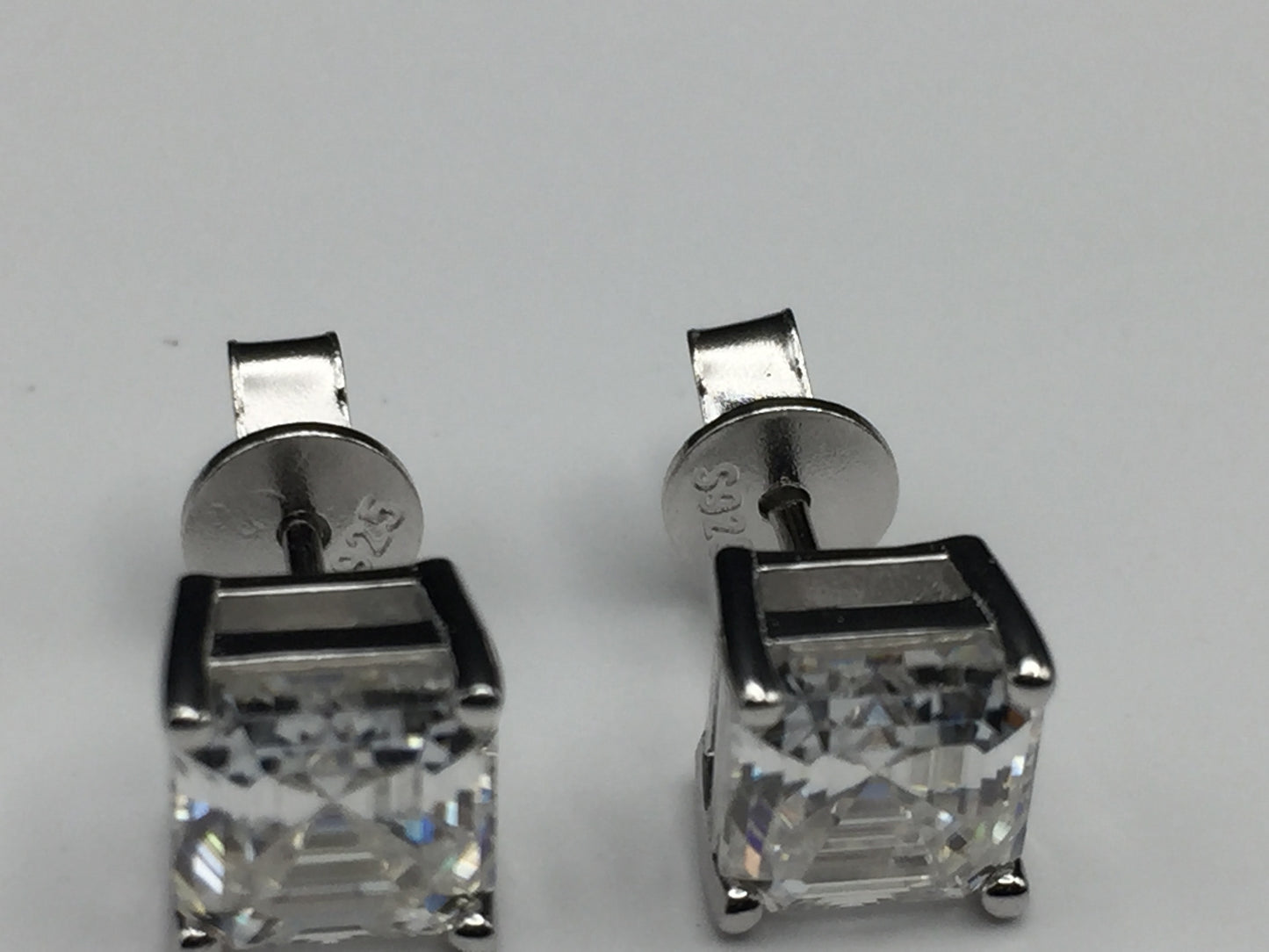 Asscher Cut Moissanite Stud Earrings (1 Carat)
