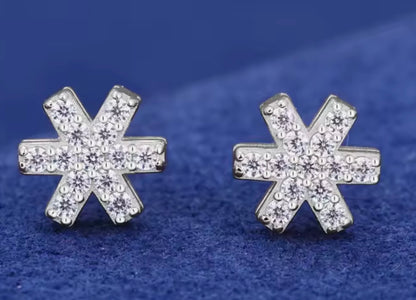 “Icy Snow” Snowflake Moissanite Stud Earrings
