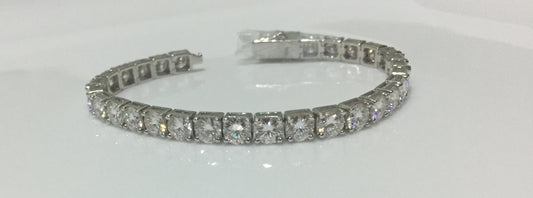 5mm Moissanite Tennis Bracelet *Click-Lock*