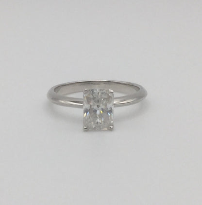 Radiant Cut Solitaire 1ct Moissanite Ring