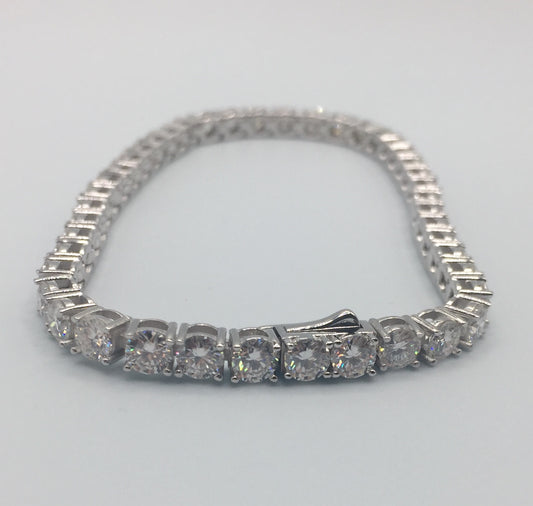 4mm Moissanite Tennis Bracelet *Click-Lock*