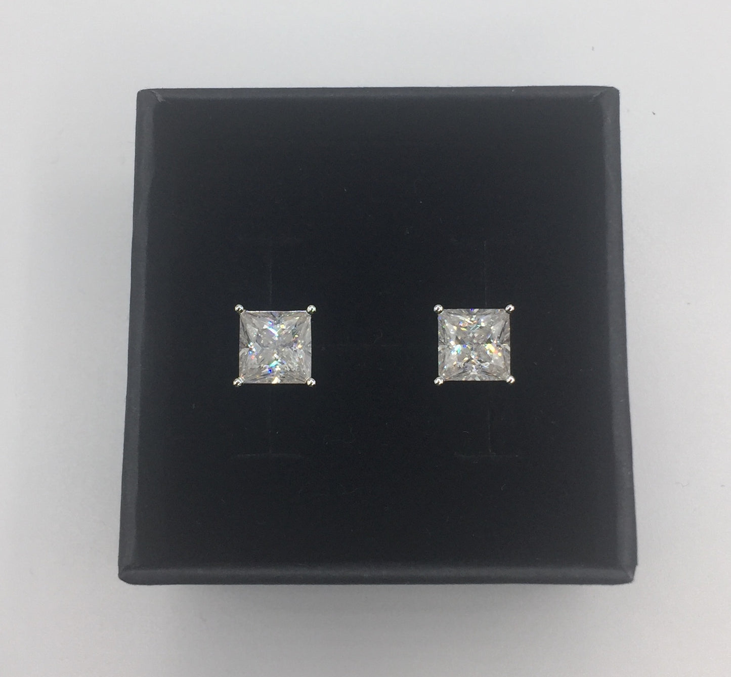 Princess Cut Moissanite Stud Earrings (2 Carat)