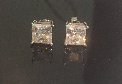 Princess Cut Moissanite Stud Earrings (2 Carat)