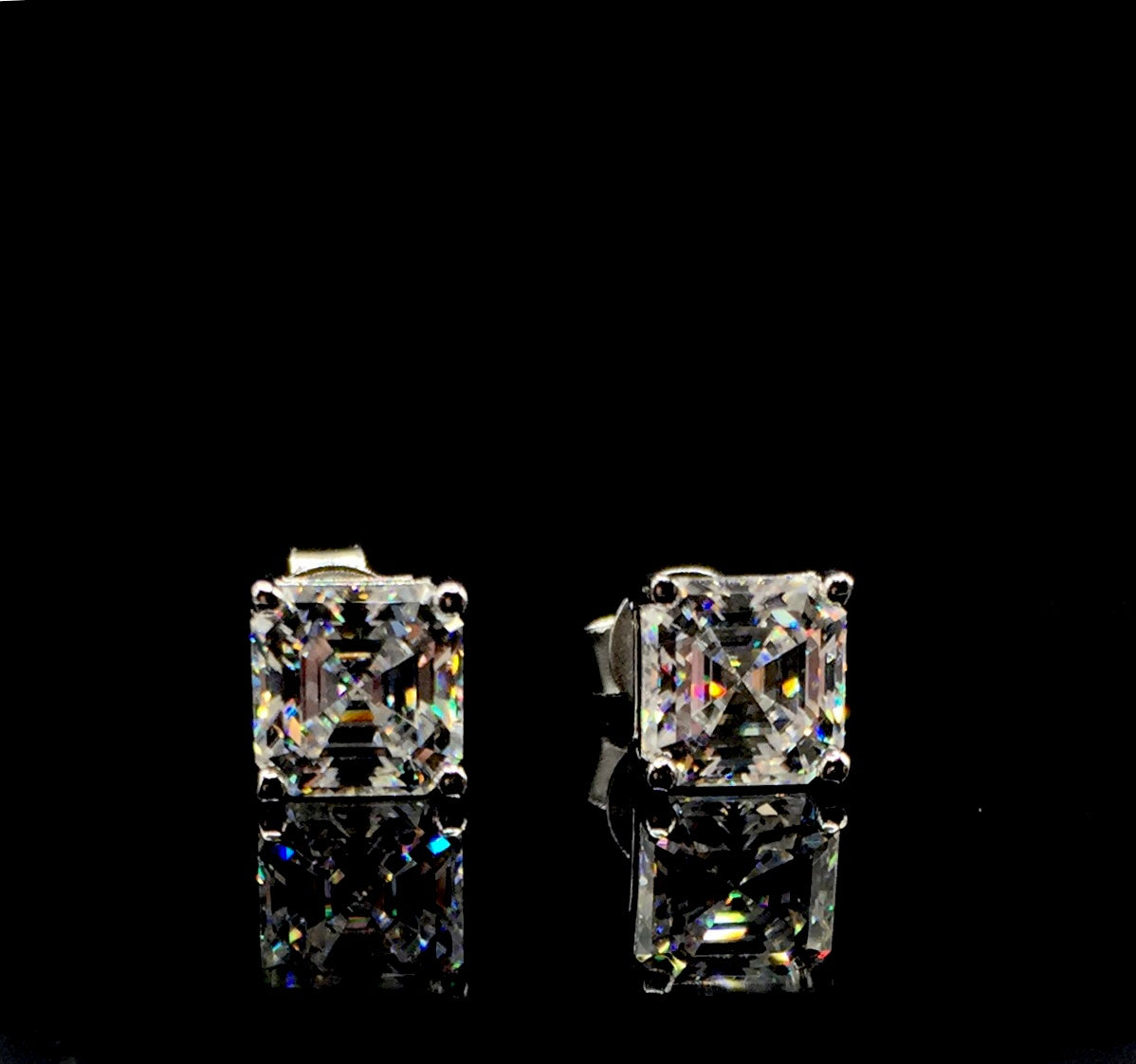 Asscher Cut Moissanite Stud Earrings (1 Carat)