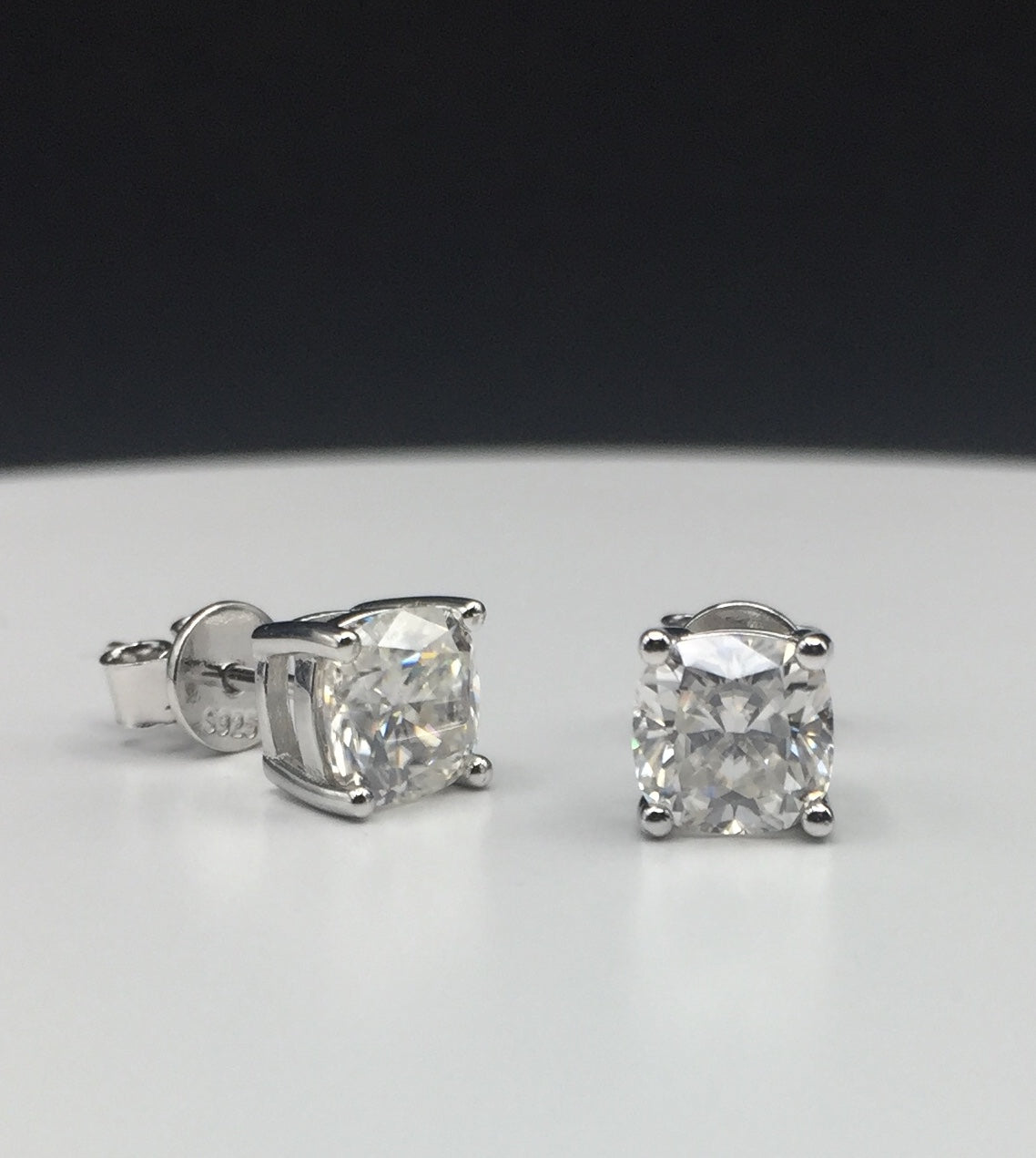 Cushion Cut Moissanite Stud Earrings (1 Carat)
