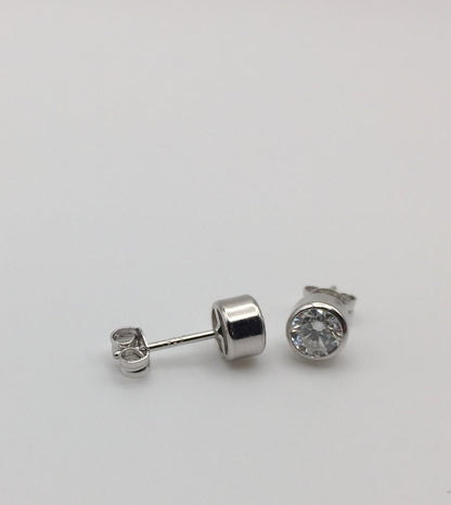 5mm Bezel Set Moissanite Stud Earrings (0.5ct)