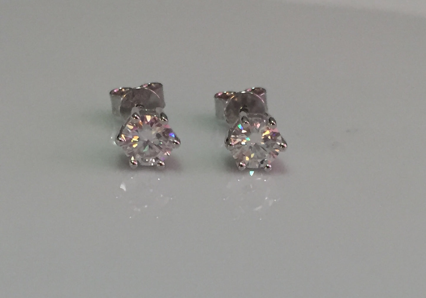 Moissanite Studs: 0.5 - 2 Cts. (Pushback, 6 Prong)