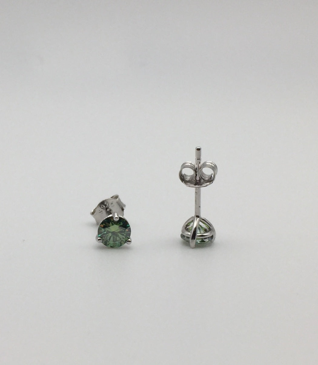 5mm Bluish-Green Moissanite Stud Earrings (0.5ct)