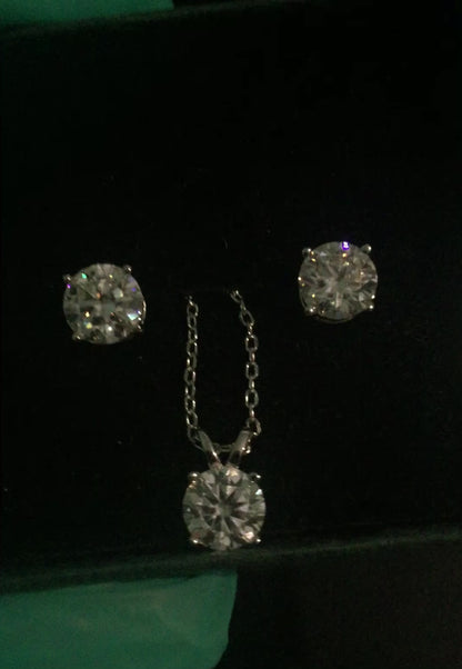1ct Moissanite Round Cut Necklace+Earrings Set