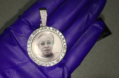 Moissanite Photo Pendant (Medium)