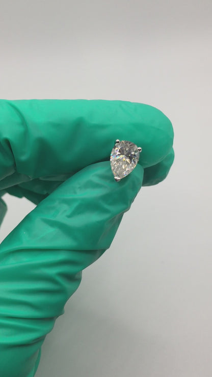 Pear Cut Moissanite Stud Earrings (2 Carat)